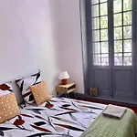 Le Palace, بيت شباب قرقشونه